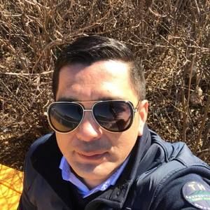 Meet your Posher, Roberto